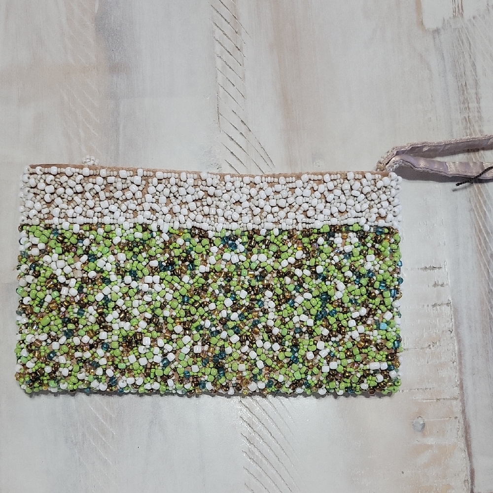 Vintage Beaded Pebble Purse